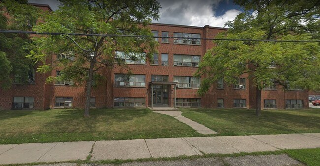 Photo - 1760 Wilson Ave