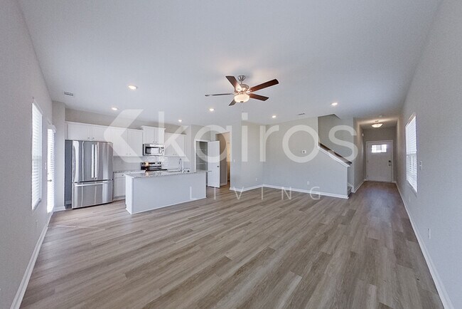 Photo - 877 Silent Barge Cv