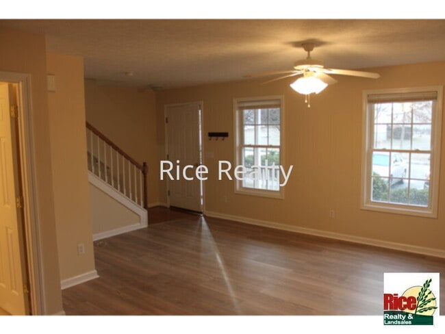 Photo - 400 Wimmer St