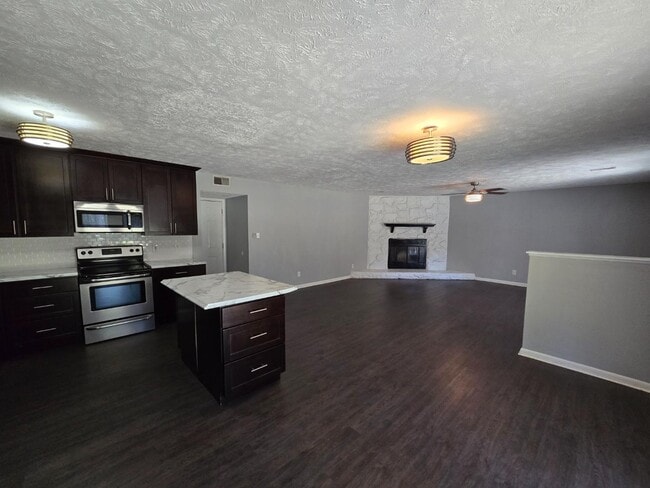 Photo - 6911 Wickersham Rd