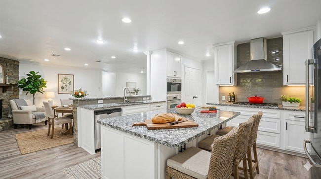 Photo - 3855 Crest Cove Cir