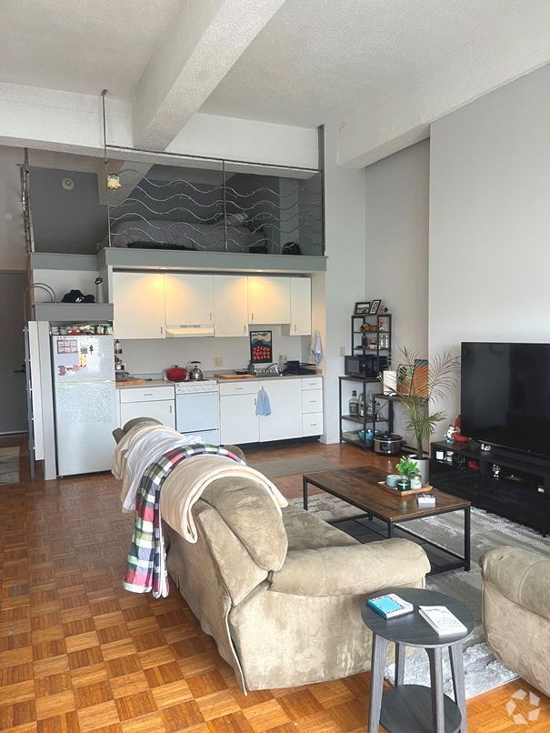 Building Photo - 61 Brookline Ave Unit U213 Rental