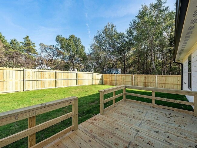 Photo - 215 Timberline Dr