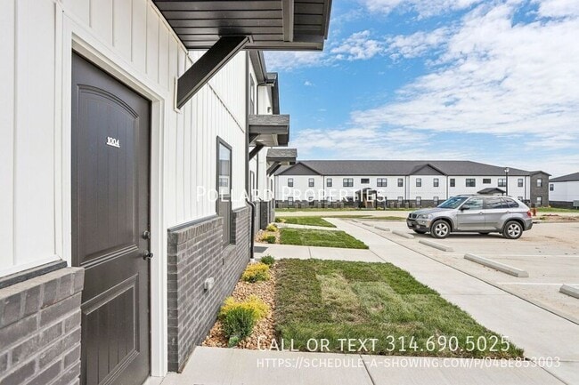 Photo - 1303 Parkview Dr Unit 1303