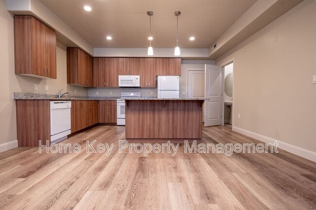 Photo - 1184 E Bulloch St