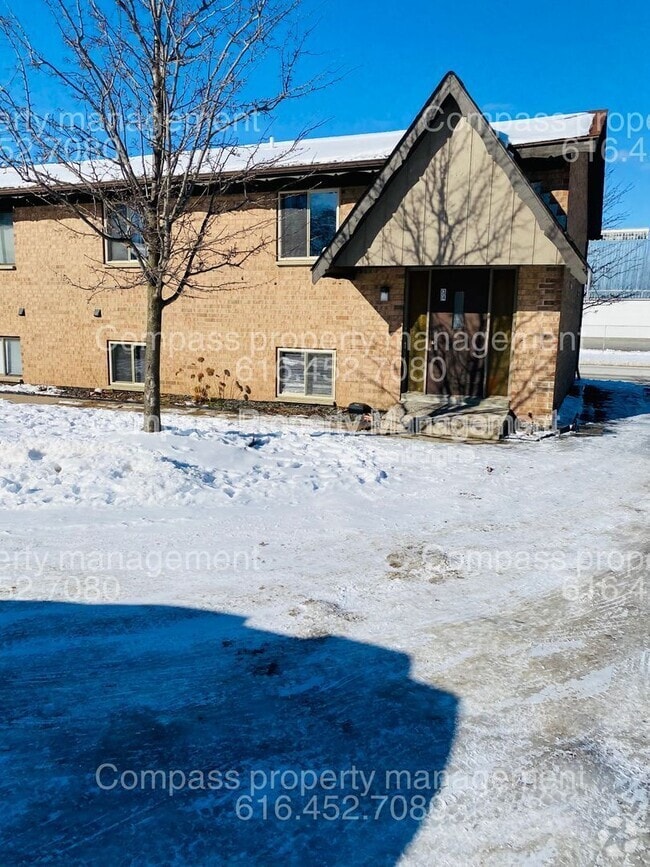 Building Photo - 1720 Porter St SW Unit 13 Rental
