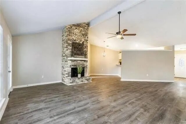 Photo - 110 Lake Village Blvd