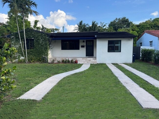 Building Photo - 8 Corydon Dr Rental