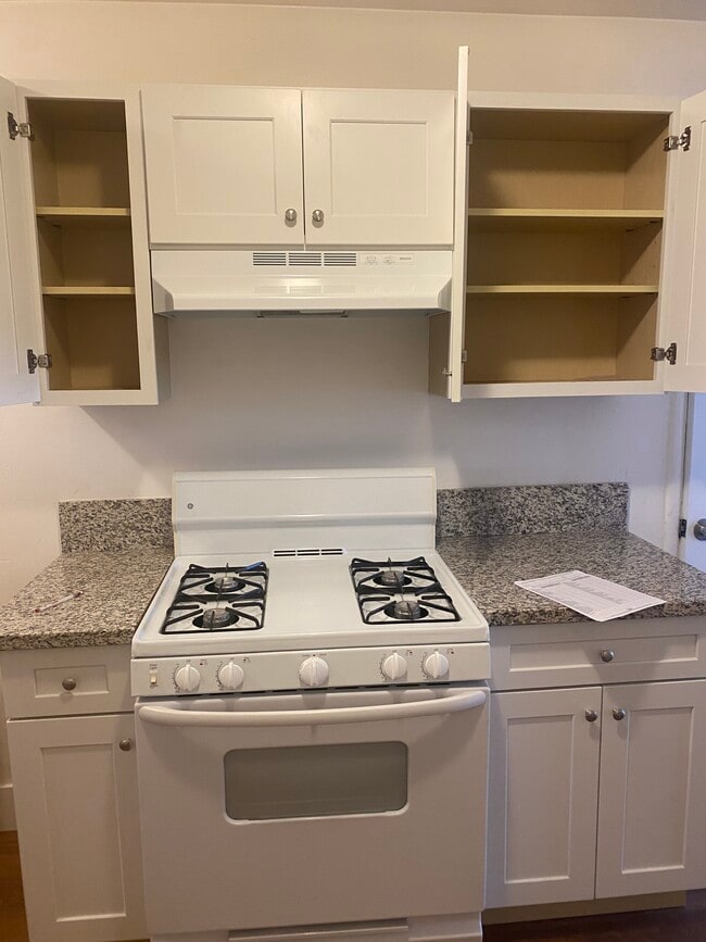 Photo - 3402 Mayfair Dr S