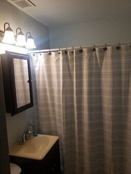 Photo - 7 Lanes Ave Unit 2