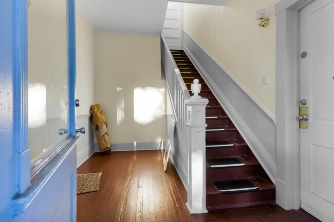 Photo - 1110 N Pasteur St