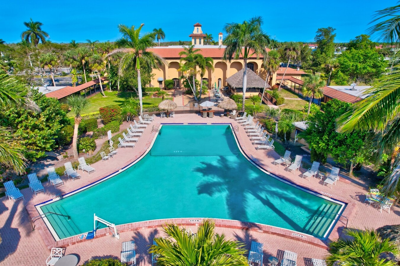 Photo - 25000 Tamiami Trl E