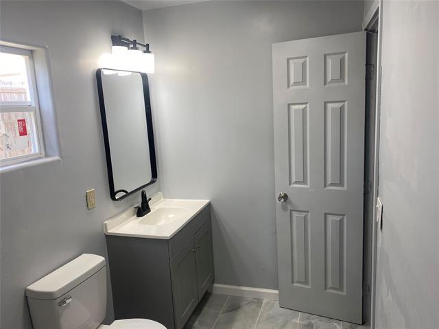 Photo - 1206 Red Bud St