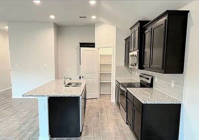 Photo - 5825 Brookville Dr