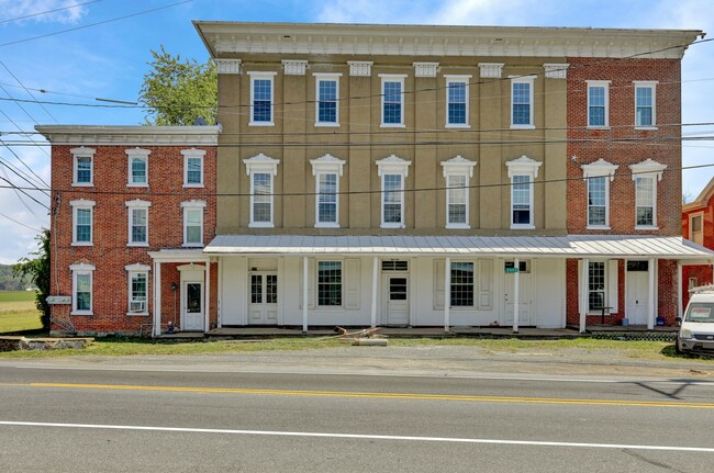 Building Photo - 2693 W Philadelphia Ave Unit #3 - 2nd Floor 3br Rental