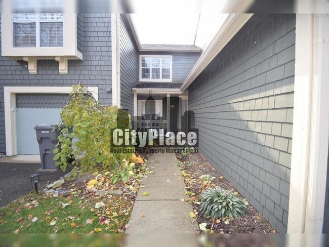 Photo - 7497 Charrington Ct Casa