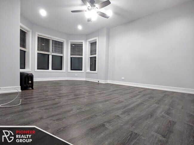 Photo - 6115 N Winthrop Ave Unidad 2