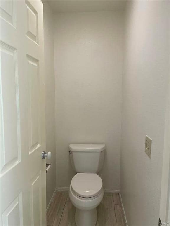 Building Photo - 15 Springbrook Rd