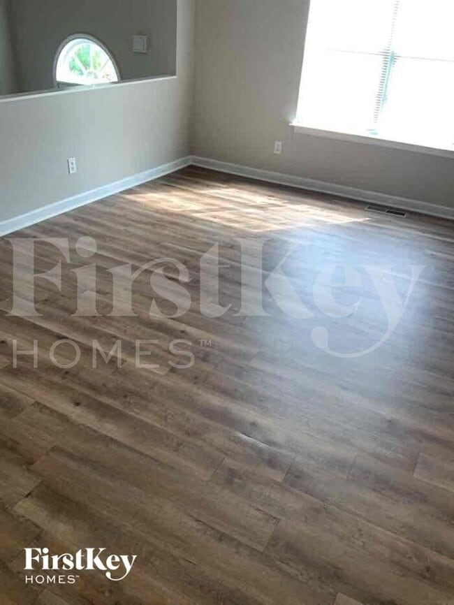 Photo - 5034 Old Orr Rd