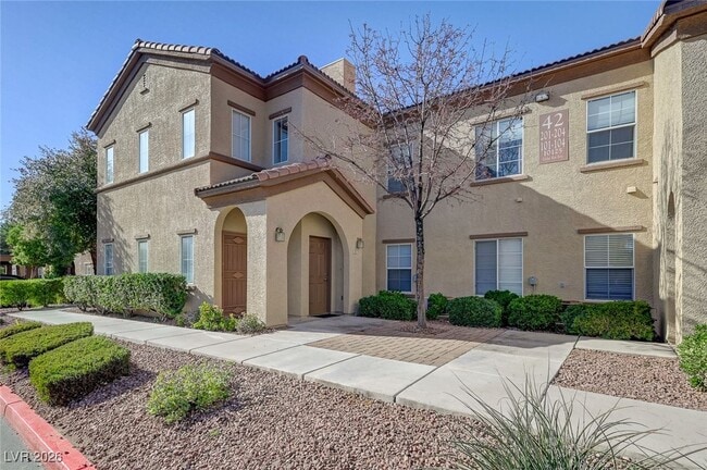 Building Photo - 10125 Cedar Key Ave Unit 201