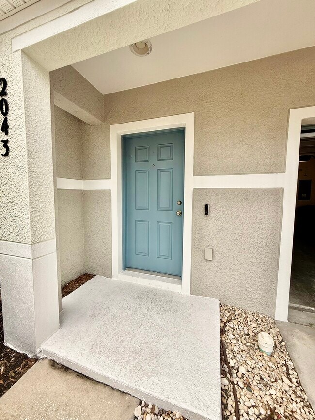 Photo - 2043 Strathmill Dr