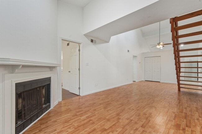 Photo - 2900 Woodrich Dr