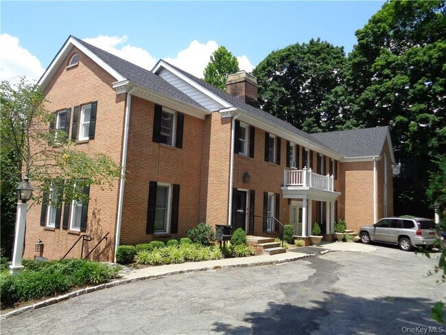 Building Photo - 121 King St Unit 6