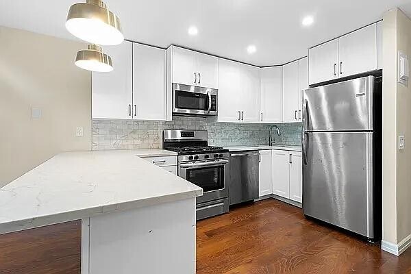 Photo - 211 Thompson St Unit 6t