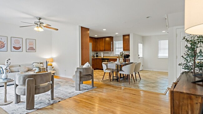 Photo - 6365 Columbia Pike Unit ID1395375P