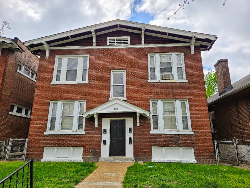 Photo - 5478 Queens Ave
