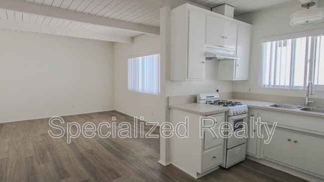 Photo - 508 Hill Dr