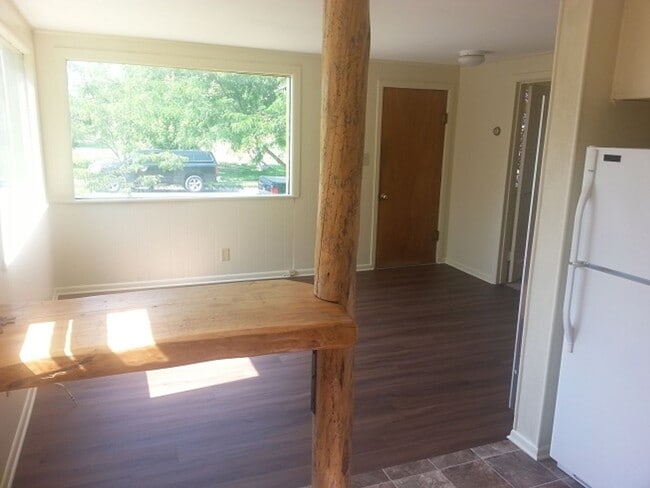 Photo - 710 N Tracy Ave Unit 710