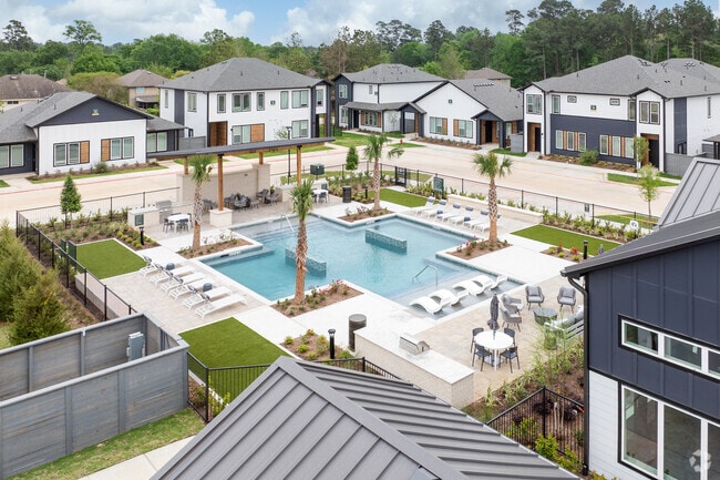 Aerial - Oasis at Woodland Rental