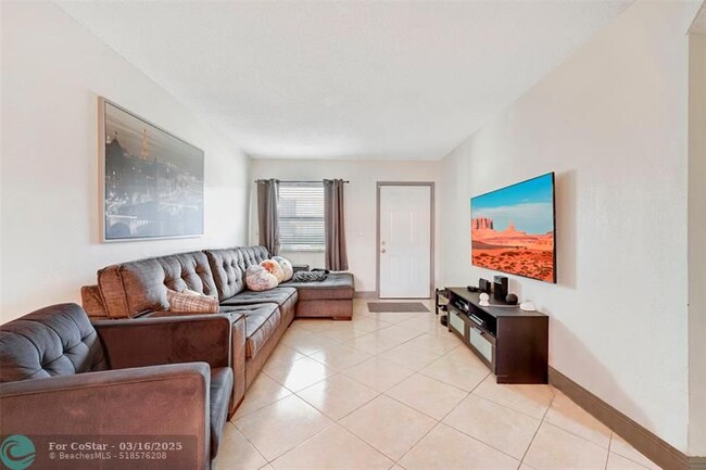 Photo - 5461 W 24th Ave Condo Unit 27