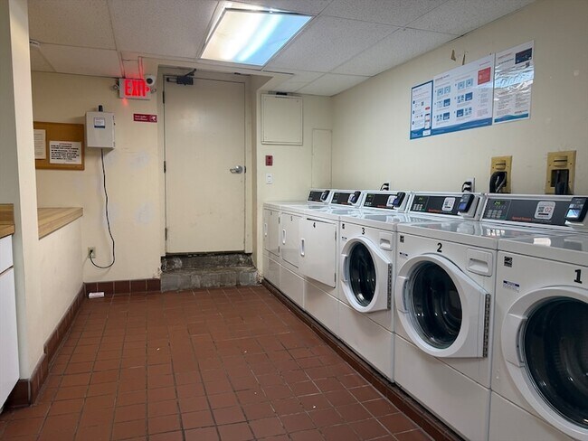 Photo - 40 St Botolph St Unit 28