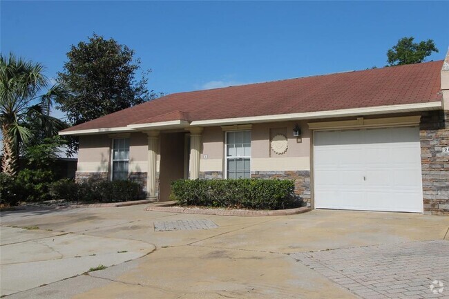 Building Photo - 200 S Seminole Ave Rental