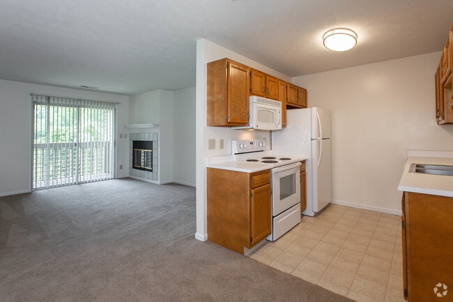 Cambridge II - 1 Bed/ 1 Bath (Upper Floor Apartment)