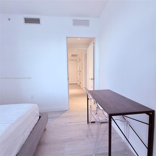 Photo - 55 SW 9th St Unit 3903