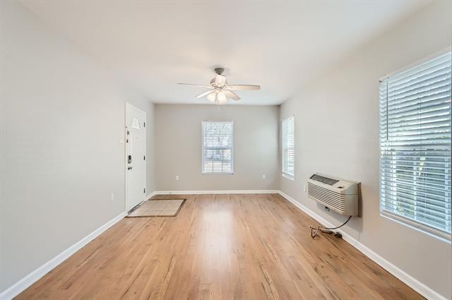 Photo - 224 E Boyd St