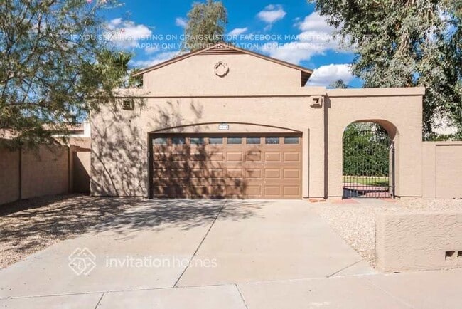 Building Photo - 1014 E Marco Polo Rd