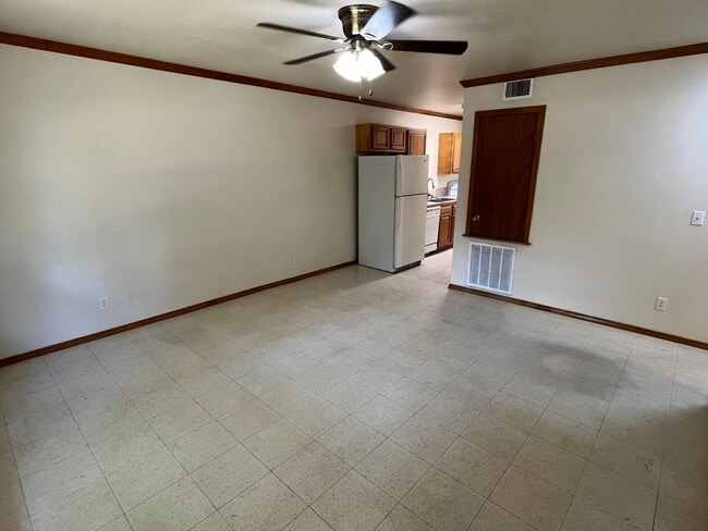 Photo - 1011 N Parker Rd Unit 1011 N Parker Rd #2