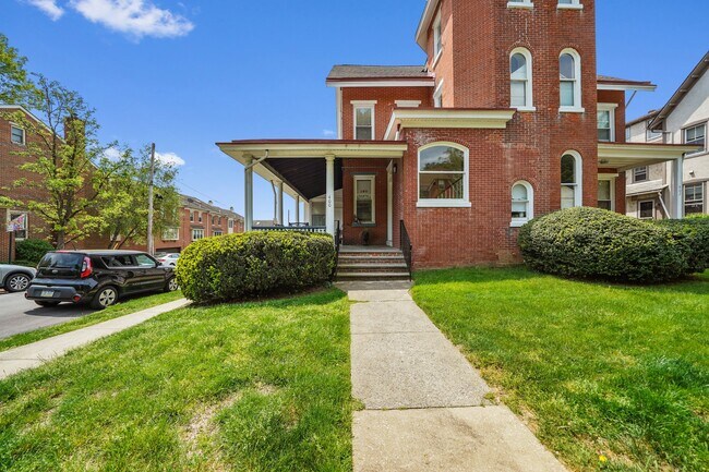 Photo - 400 N Church St Unidad 2