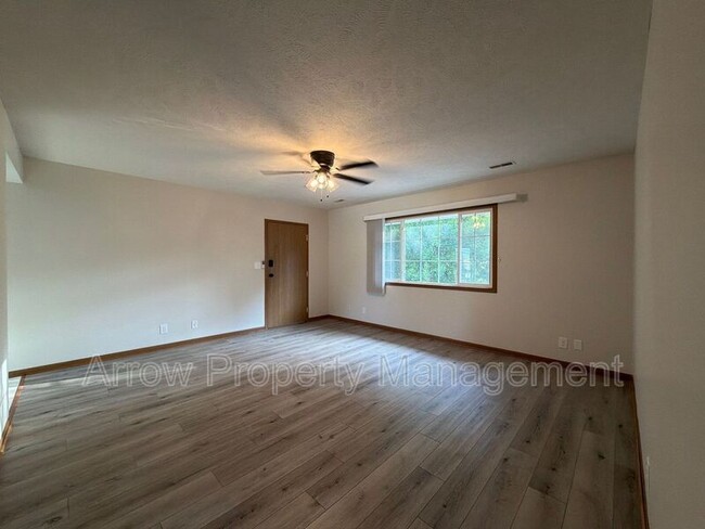 Photo - 535 Oak St Unidad 1