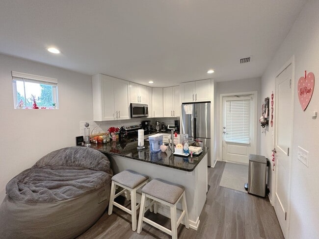 Photo - Porter's Parkside -  2 Bedroom, 2 Bathroom...