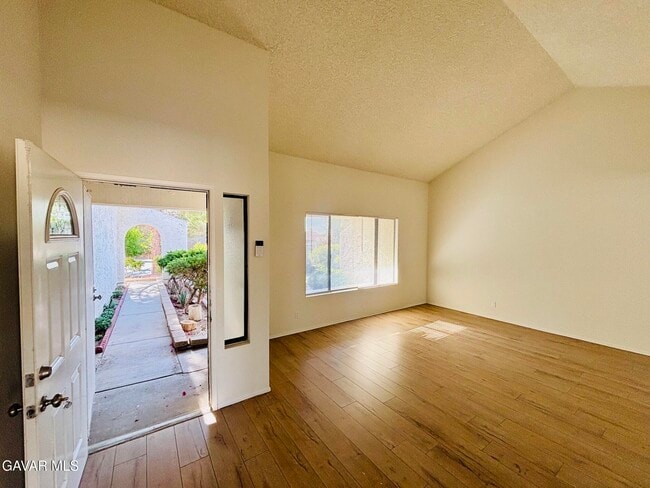 Photo - 36778 Spanish Broom Dr