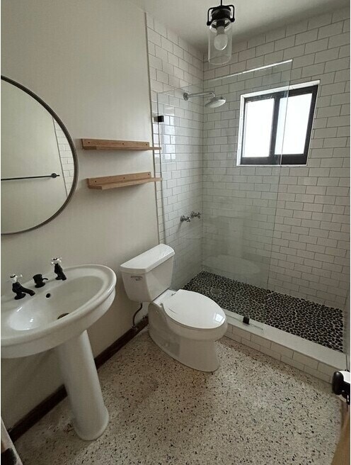 Photo - 910 SW 4th Ave