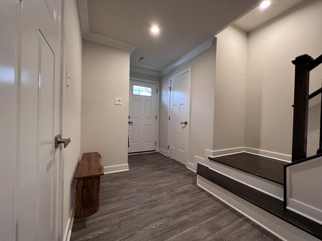 Photo - 217 Stonehurst Dr