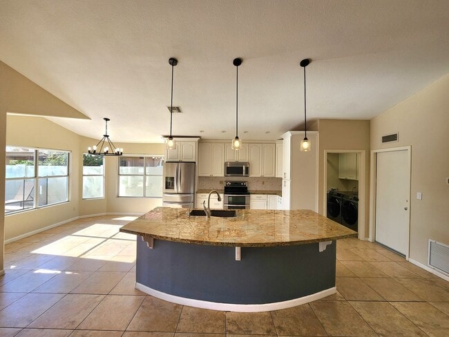Photo - 15013 S 46th Pl