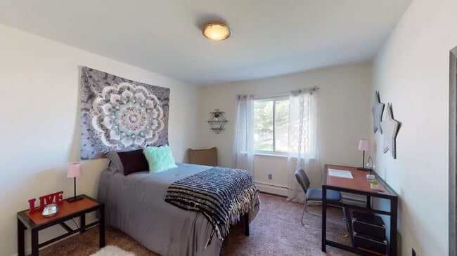 The Edge at 1815 - Student Housing