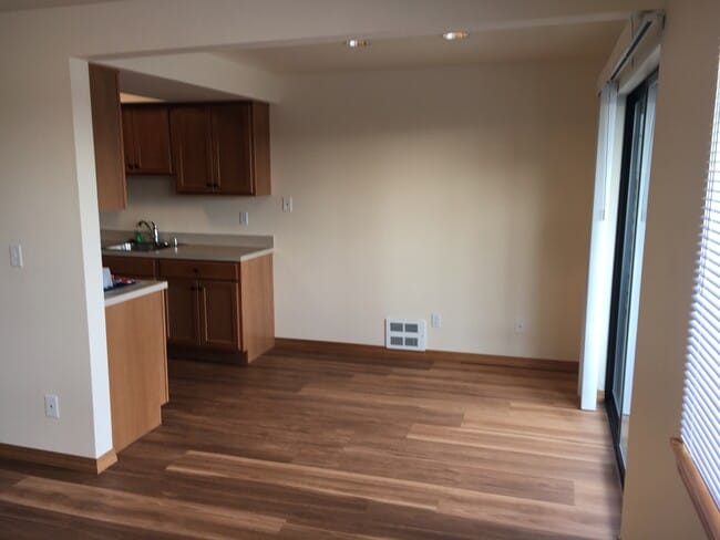 Photo - Meridian Place Apartments